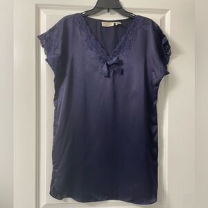 Vintage gold tag Victoria’s secret night gown lace and poly satin size small